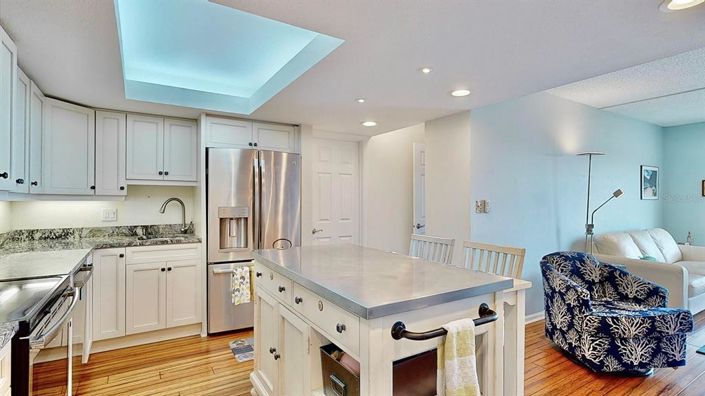 Image No.23-2 Bed Property for sale