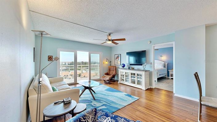 Image No.6-2 Bed Property for sale