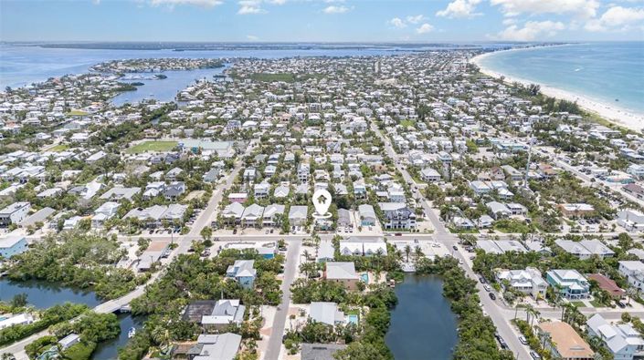 Image No.24-2 Bed Property for sale