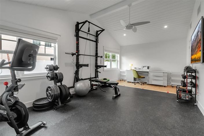 Image No.25-5 Bed Property for sale