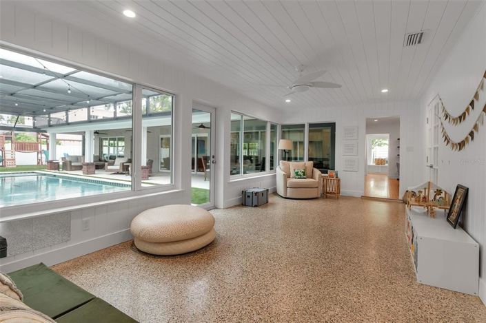 Image No.31-5 Bed Property for sale