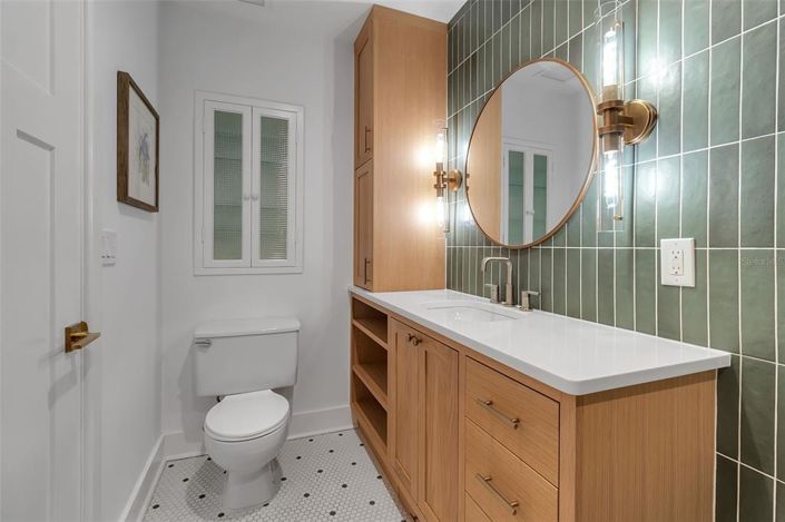 Image No.48-5 Bed Property for sale