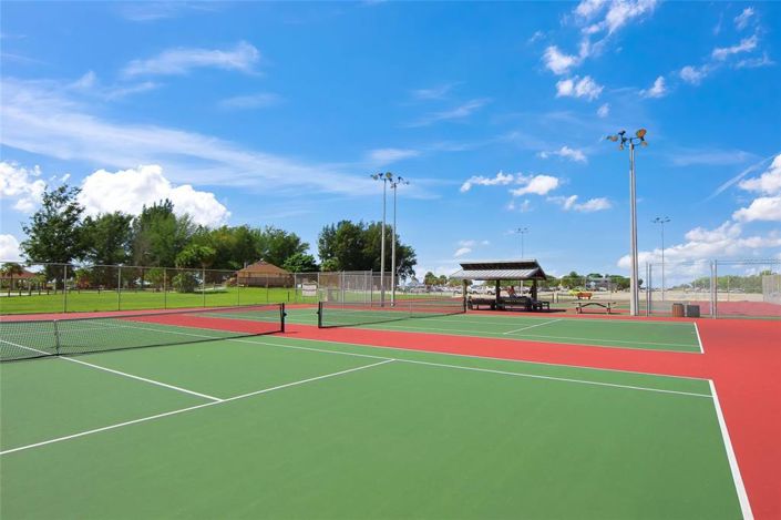 Image No.19-3 Bed Property for sale