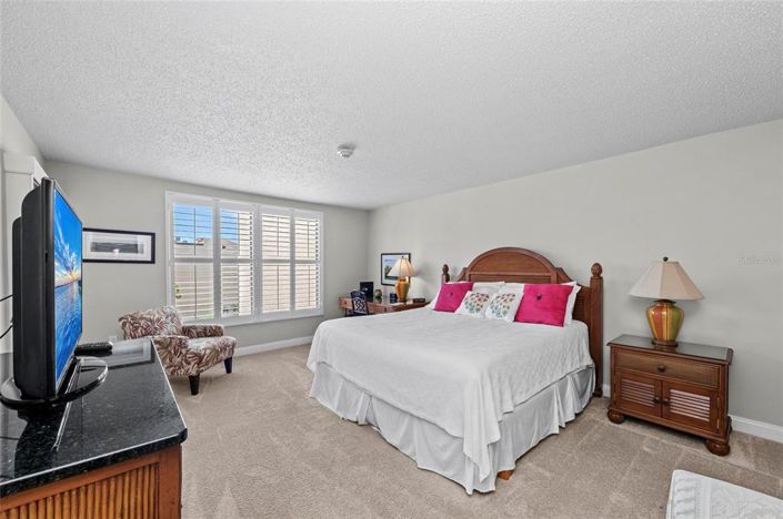 Image No.19-2 Bed Property for sale