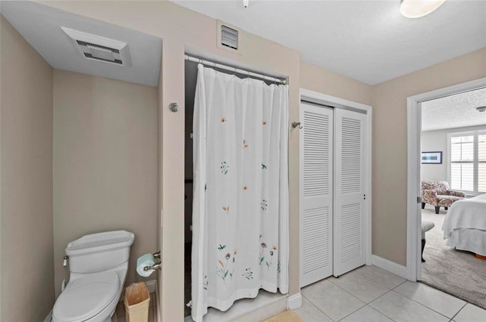 Image No.26-2 Bed Property for sale