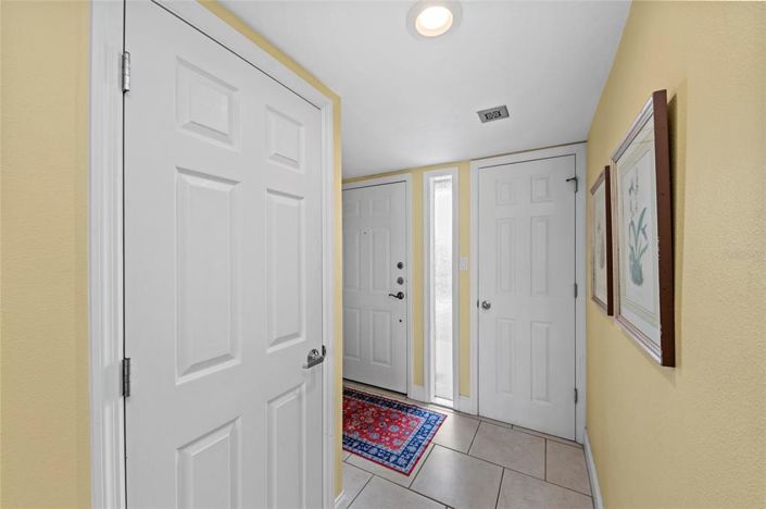 Image No.6-2 Bed Property for sale