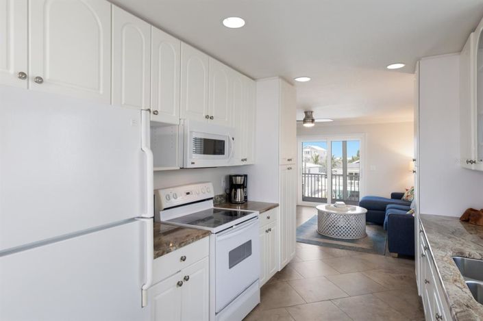 Image No.27-5 Bed Property for sale