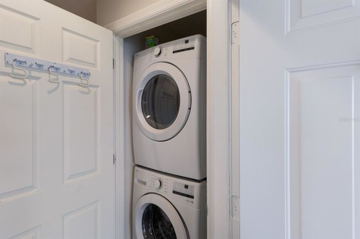 Image No.36-5 Bed Property for sale