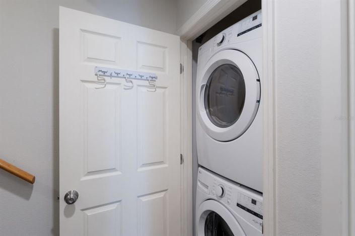 Image No.37-5 Bed Property for sale