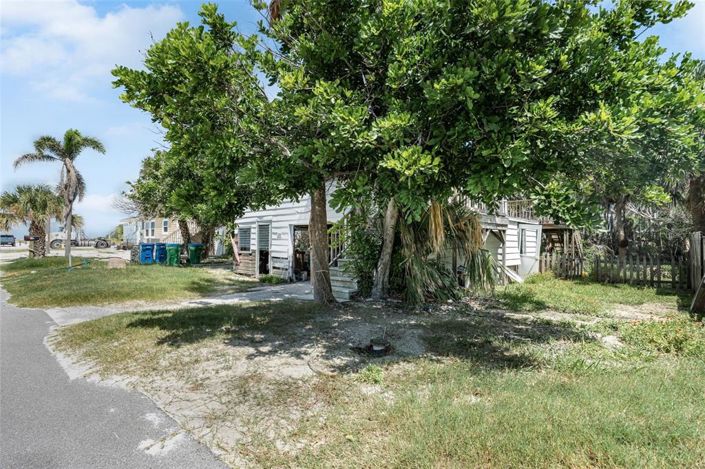 Image No.9-2 Bed Property for sale