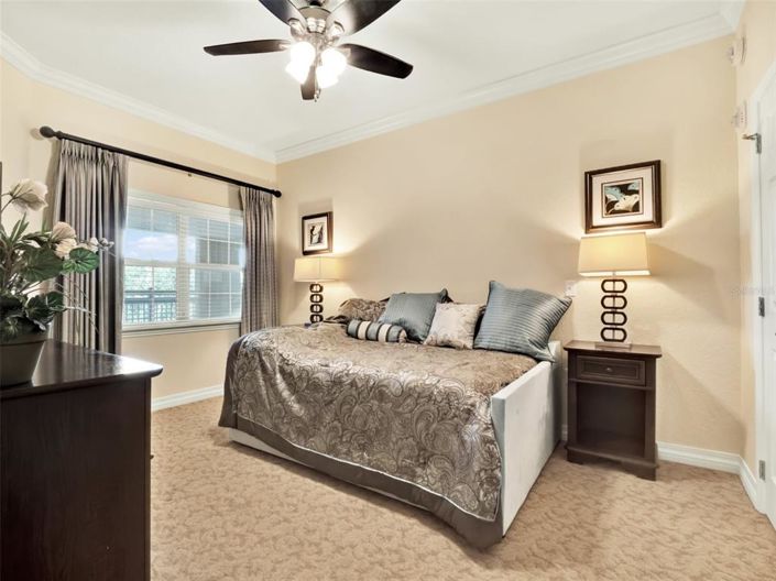 Image No.21-3 Bed Property for sale