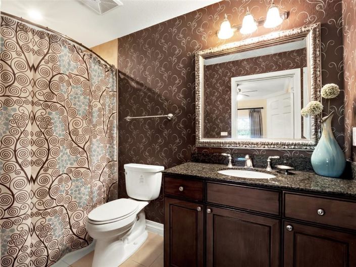 Image No.22-3 Bed Property for sale