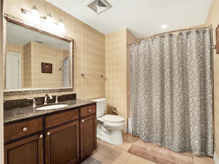 Image No.24-3 Bed Property for sale