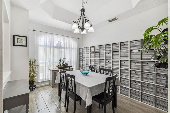 Image No.10-4 Bed Property for sale