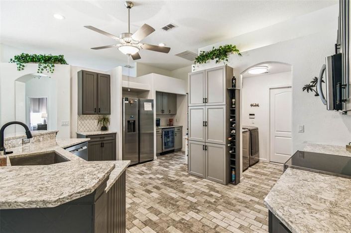 Image No.13-4 Bed Property for sale