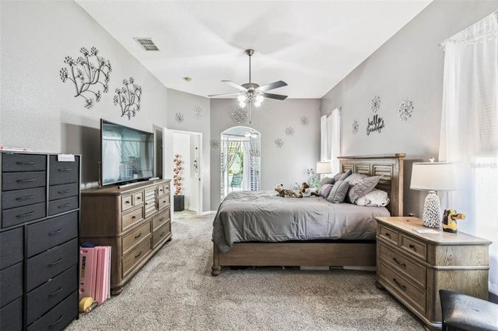 Image No.26-4 Bed Property for sale