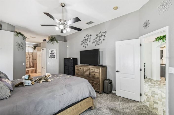 Image No.5-4 Bed Property for sale