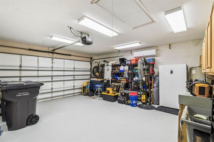 Image No.57-4 Bed Property for sale