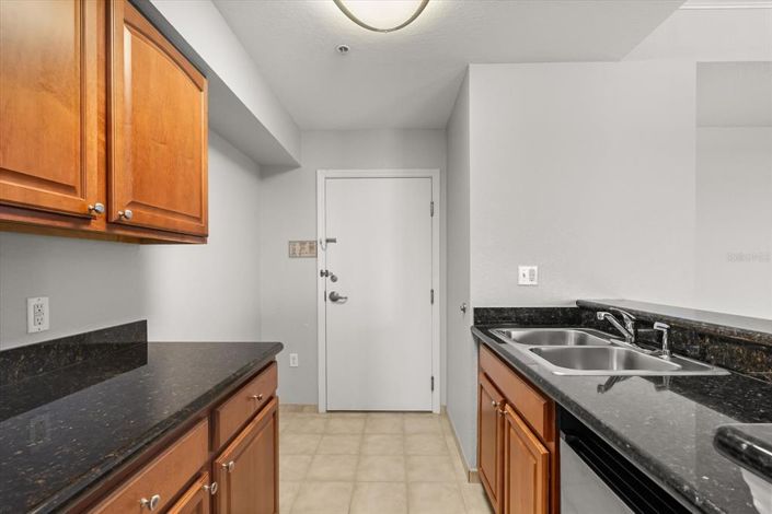 Image No.23-4 Bed Property for sale