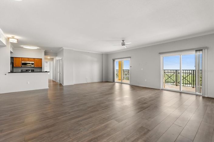 Image No.24-4 Bed Property for sale