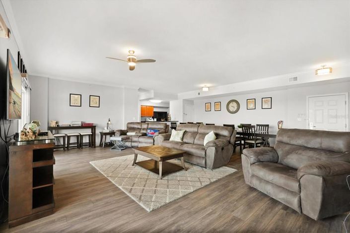 Image No.48-4 Bed Property for sale