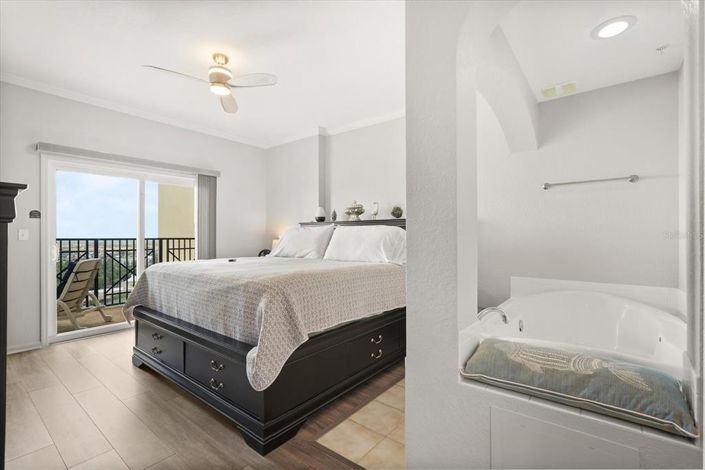 Image No.49-4 Bed Property for sale