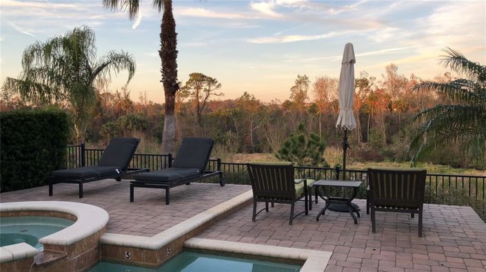 Image No.23-5 Bed Property for sale