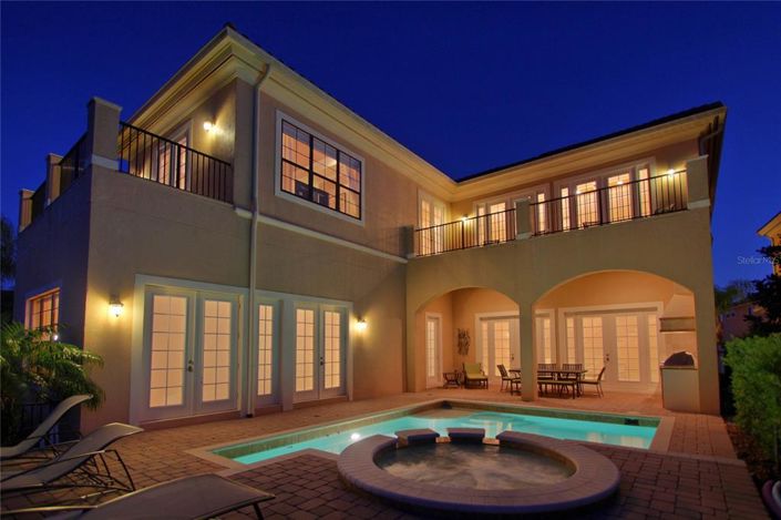 Image No.25-5 Bed Property for sale