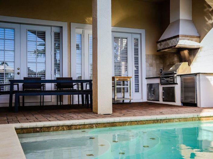 Image No.39-5 Bed Property for sale