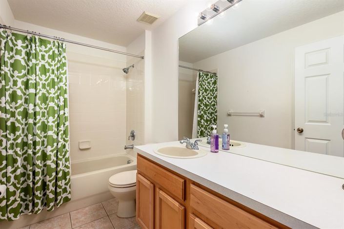 Image No.11-4 Bed Property for sale