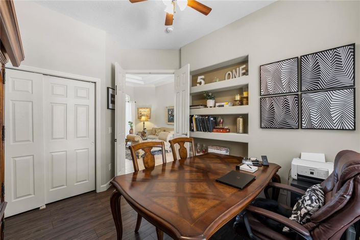 Image No.33-6 Bed Property for sale