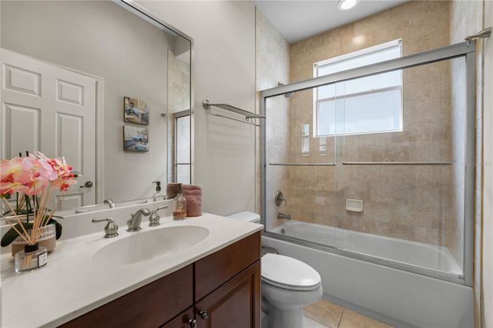 Image No.34-6 Bed Property for sale