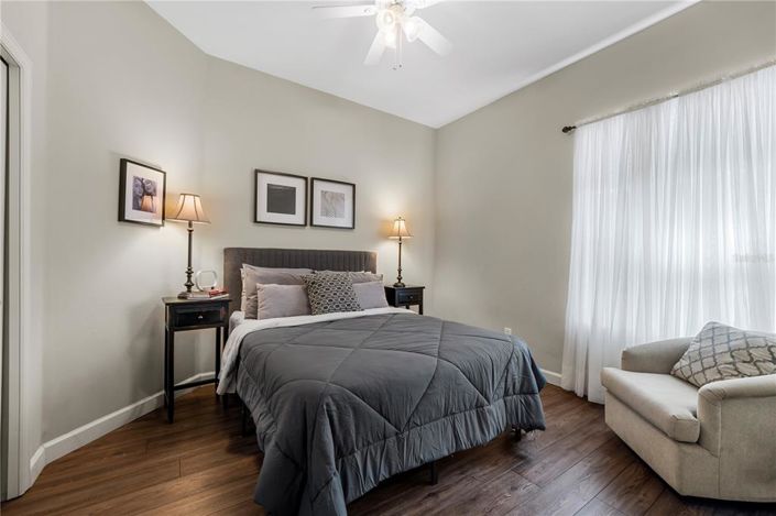 Image No.35-6 Bed Property for sale