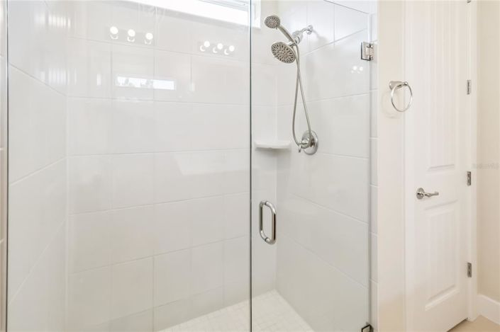 Image No.17-4 Bed Property for sale