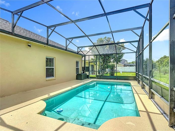 Image No.33-3 Bed Property for sale