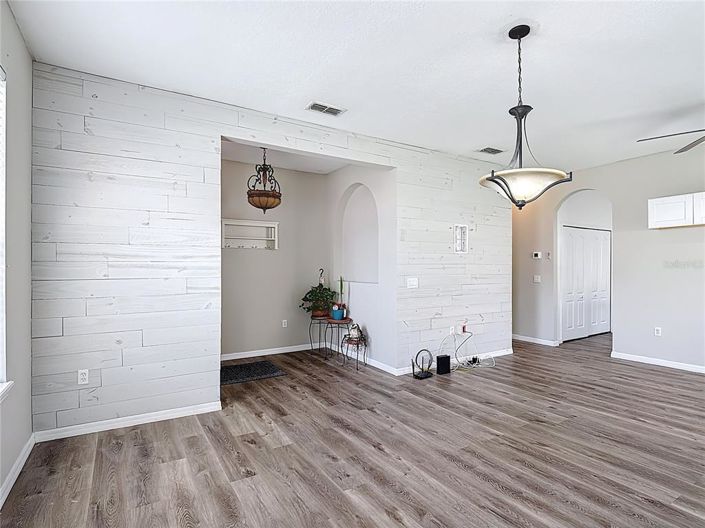 Image No.7-3 Bed Property for sale