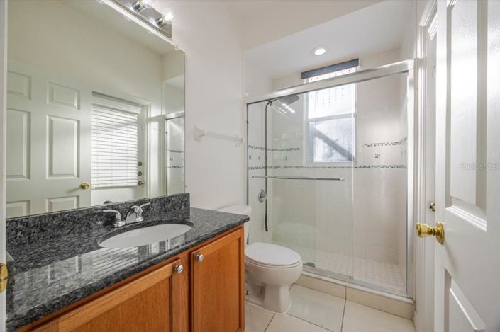 Image No.12-4 Bed Property for sale