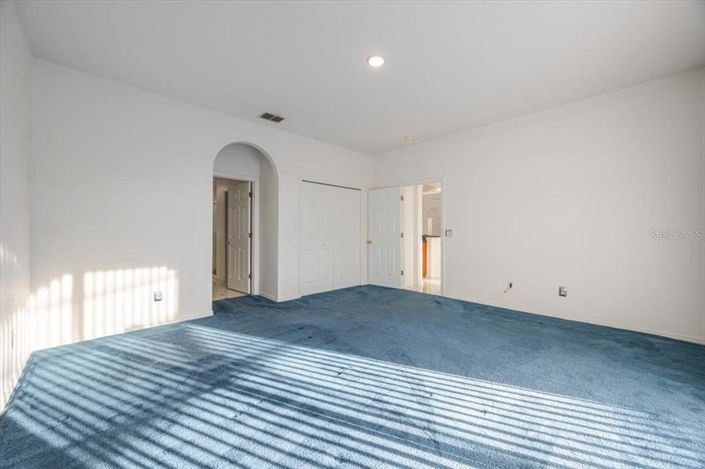 Image No.22-4 Bed Property for sale