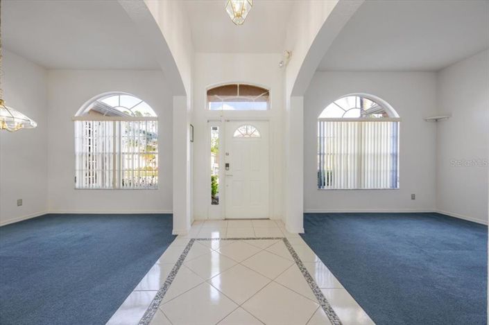 Image No.4-4 Bed Property for sale