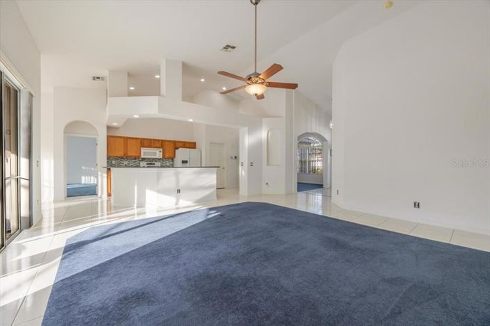 Image No.9-4 Bed Property for sale