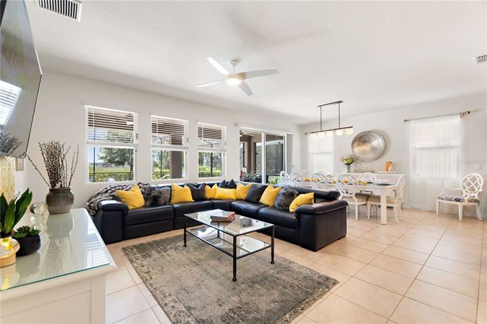 Image No.14-7 Bed Property for sale