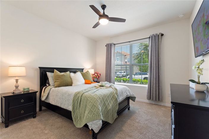 Image No.28-7 Bed Property for sale