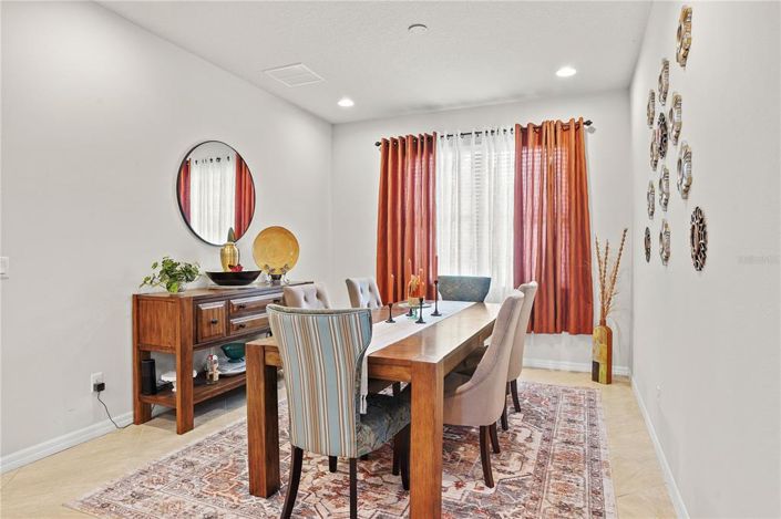 Image No.13-3 Bed Property for sale