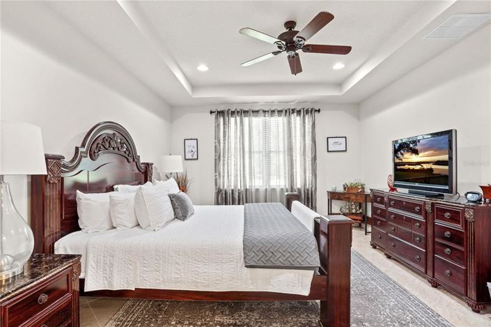 Image No.17-3 Bed Property for sale