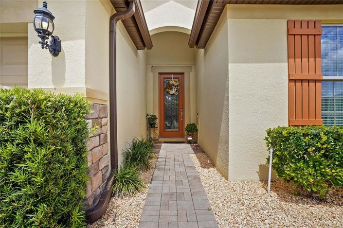 Image No.5-3 Bed Property for sale