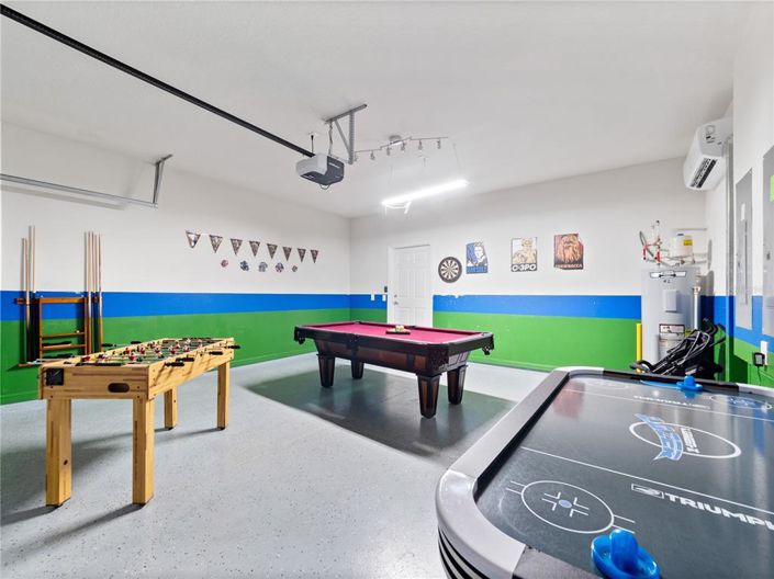 Image No.29-8 Bed Property for sale