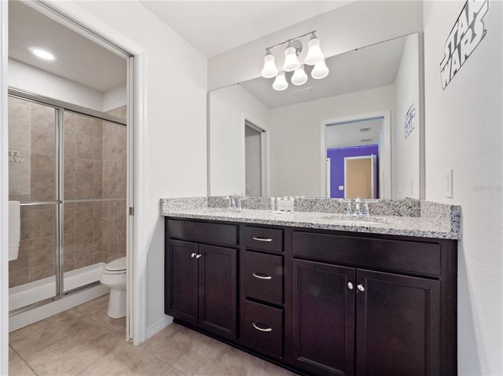 Image No.31-8 Bed Property for sale