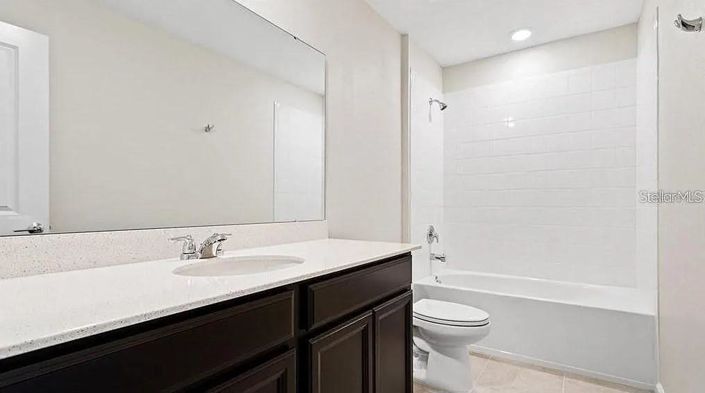 Image No.20-4 Bed Property for sale