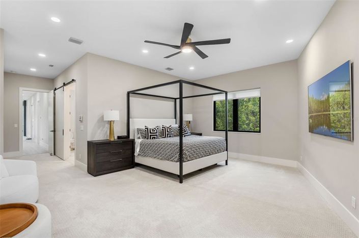 Image No.32-3 Bed Property for sale