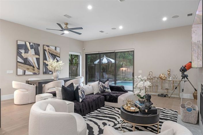 Image No.4-3 Bed Property for sale